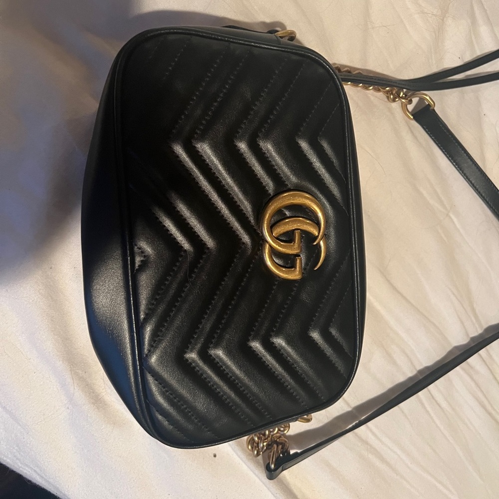 Black gucci GG marmont small shoulder bag
